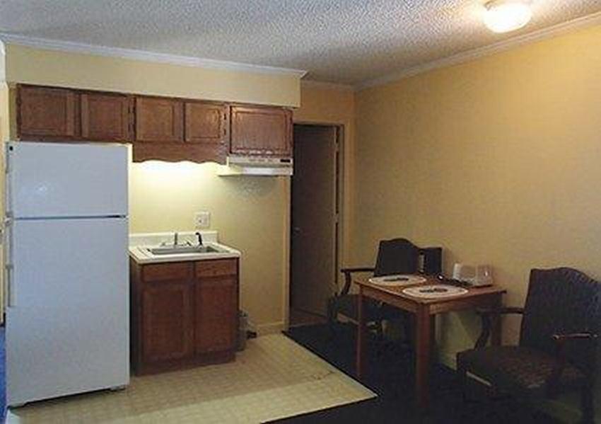 Rodeway Inn & Suites Plymouth Hwy 64 Eksteriør billede